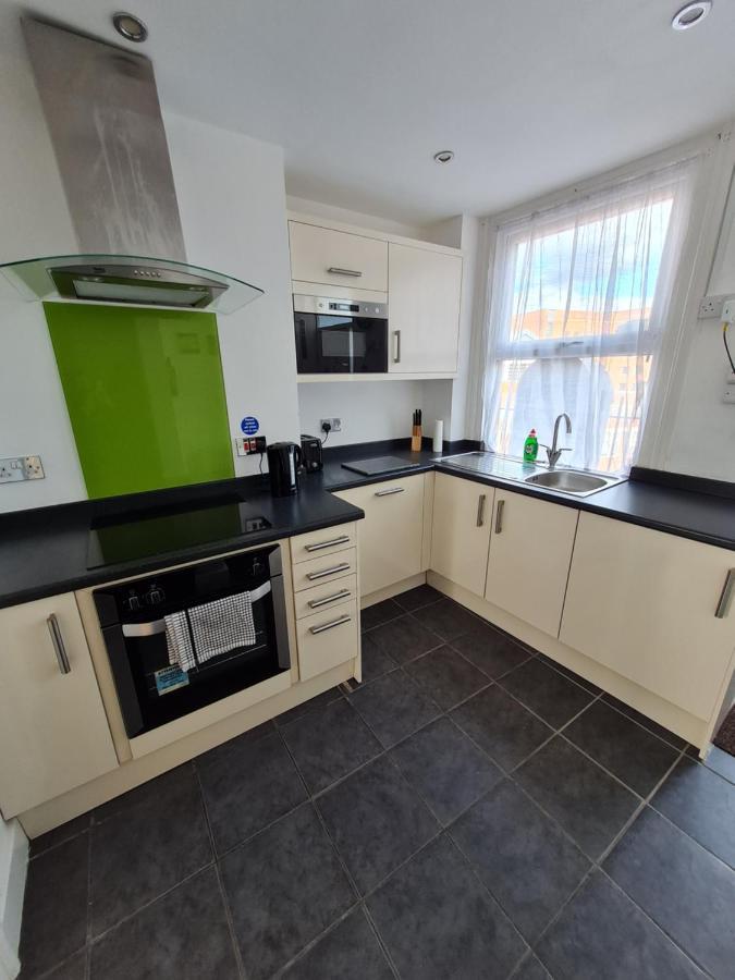 H.V Apartments Sheffield Dış mekan fotoğraf